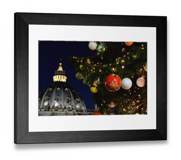 Framed Print : Vatican-Christmas-Tree Framed Print : Vatican-Christmas-Tree