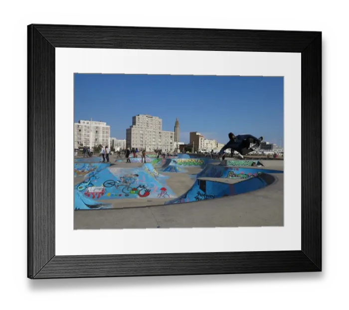 Framed Print : France-Feature-Roller-Skate