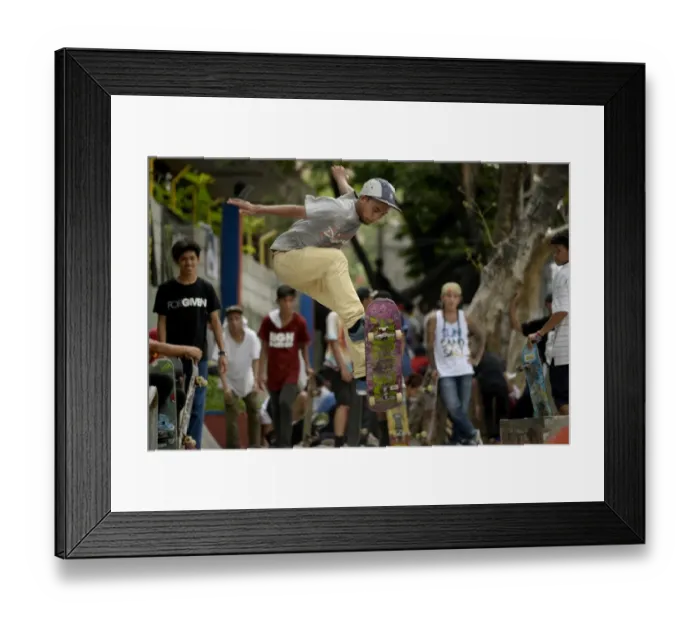 Framed Print : Philippines-Skateboarding-Day