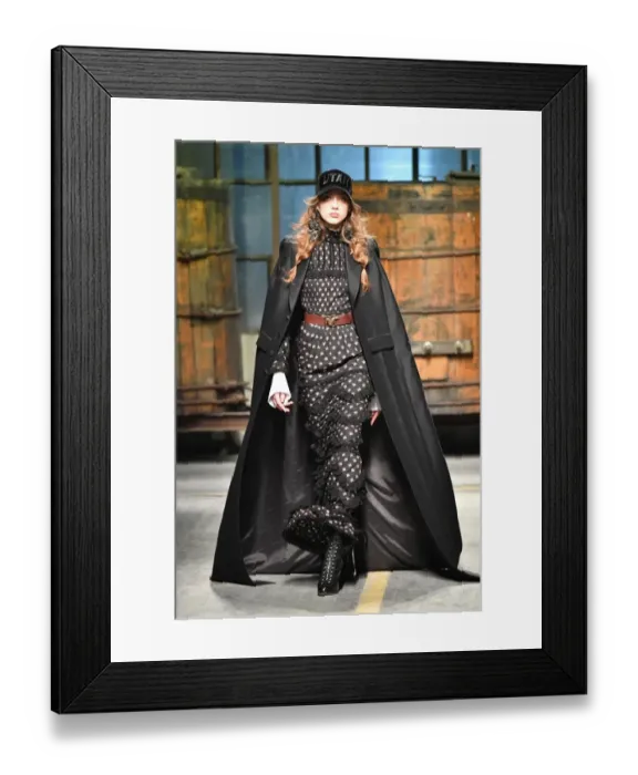 Framed Print : FASHION - MEN - 2017 Framed Print : FASHION - MEN - 2017