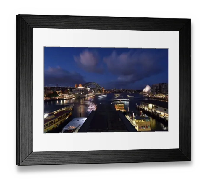 Framed Print : Australia-Lifestyle-Tourism Framed Print : Australia-Lifestyle-Tourism