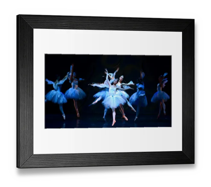 Framed Print : Hungary-Russia-Ballet-Premiere-Nutcracker