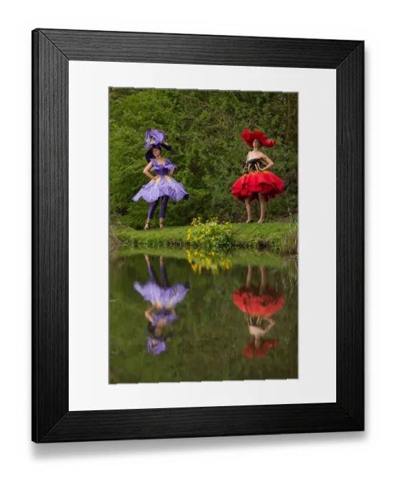 Framed Print : Britain-Lifestyle-Flowers Framed Print : Britain-Lifestyle-Flowers