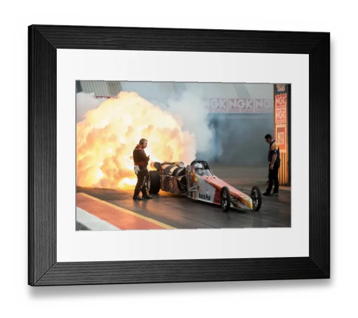 Framed Print : Britain-Lifestyle-Auto-Offbeat Framed Print : Britain-Lifestyle-Auto-Offbeat