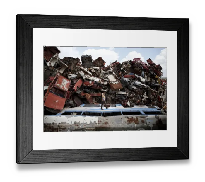 Framed Print : Iraq-Lifestyle-Cars Framed Print : Iraq-Lifestyle-Cars