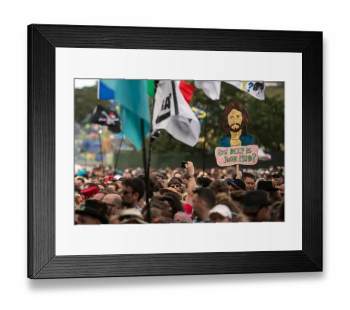 Framed Print : Britain-Entertainment-Music-Glastonbury