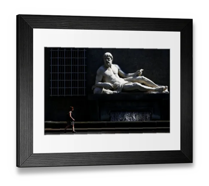 Framed Print : Italy-Weather-Heat-Feature