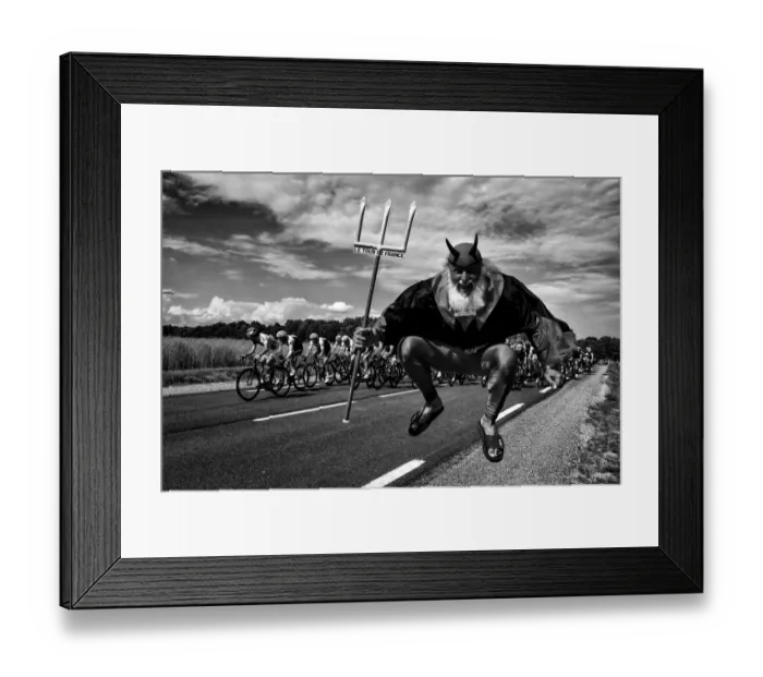 Framed Print : Cycling-Fra-Tdf2017-Fans-Black and White Framed Print : Cycling-Fra-Tdf2017-Fans-Black and White
