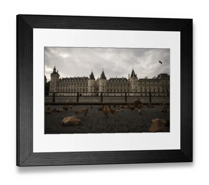 Framed Print : France-Autumn-Weather-Feature-Paris Framed Print : France-Autumn-Weather-Feature-Paris
