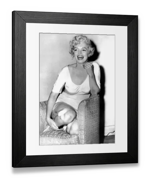 Framed Print : Marilyn Monroe Smiling Framed Print : Marilyn Monroe Smiling