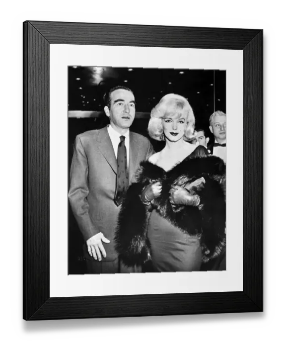 Framed Print : Marilyn Monroe and actor Montgomery Clift 1961 Framed Print : Marilyn Monroe and actor Montgomery Clift 1961