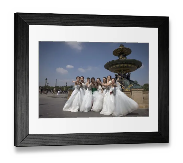 Framed Print : France-Paris-Brides-Weddings-Love
