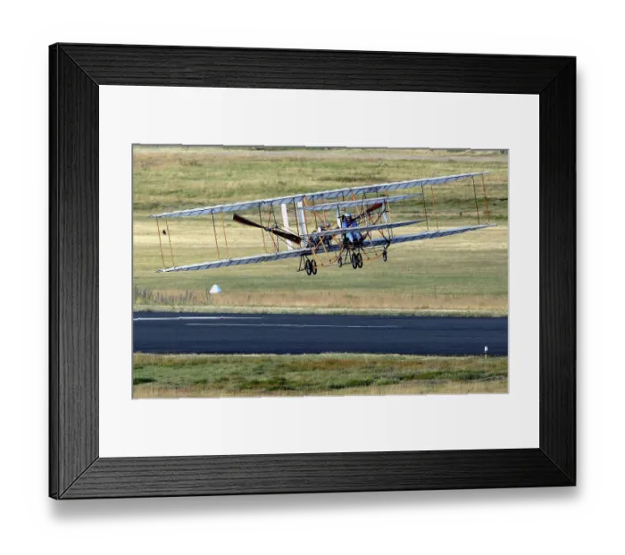 Framed Print : Landing a Replica of Wrights Flyer 3 Framed Print : Landing a Replica of Wrights Flyer 3