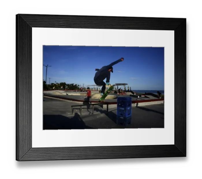 Framed Print : Panama-City-Feature-Daily-Life