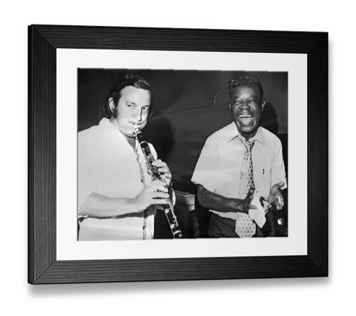 Framed Print : Louis Armstrong playing with French trumpeter Maxime Saury Framed Print : Louis Armstrong playing with French trumpeter Maxime Saury