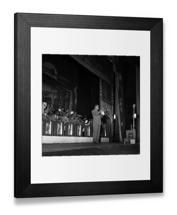 Framed Print : Louis Armstrong-Jazz