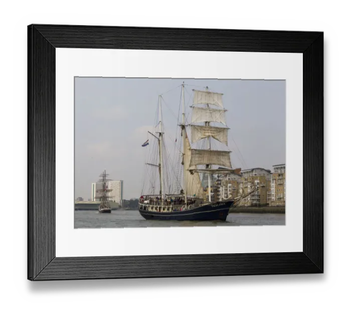 Framed Print : Britain-Offbeat