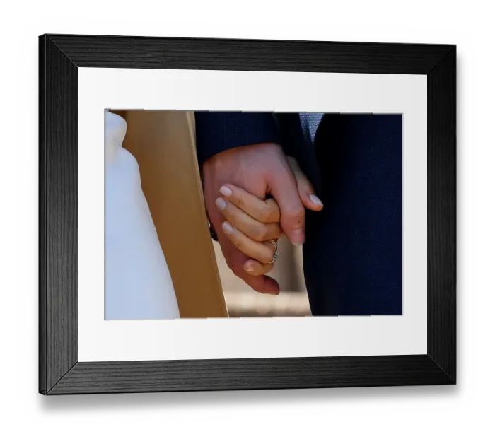 Framed Print : Australia-Britain-Royals-Politics Framed Print : Australia-Britain-Royals-Politics