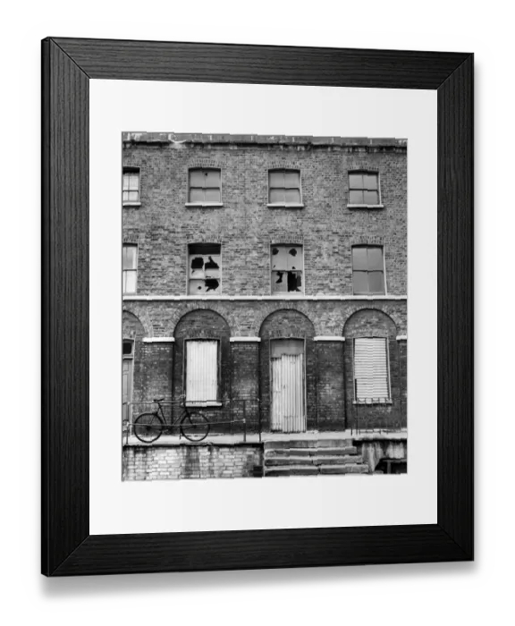 Framed Print : View of British actor Charlie Chaplins native house located at 3 Pownall Terrace Framed Print : View of British actor Charlie Chaplins native house located at 3 Pownall Terrace