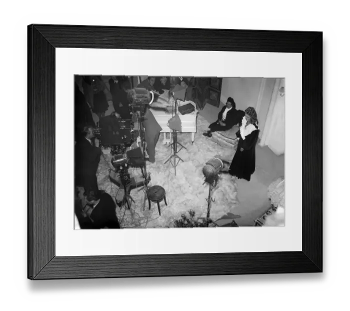Framed Print : France-Cinema Framed Print : France-Cinema