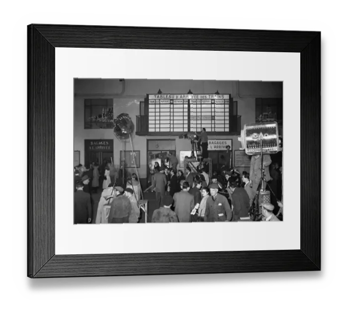 Framed Print : France-Cinema