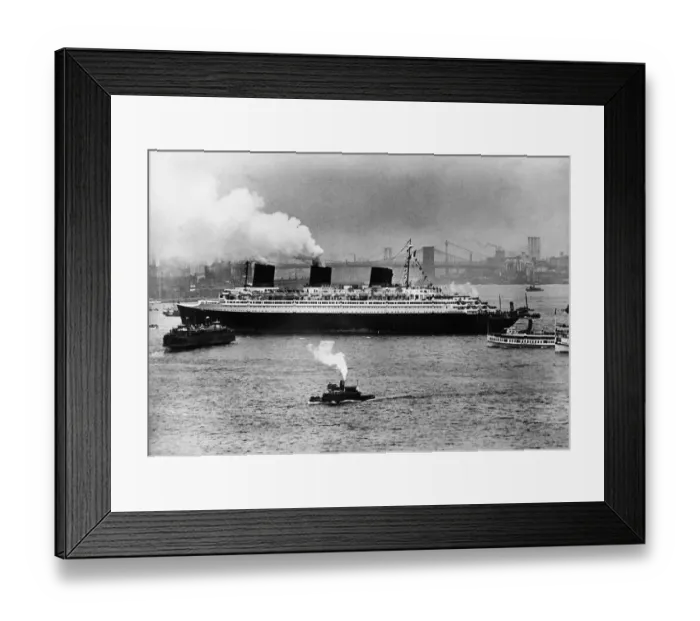Framed Print : Ship-Normandie Framed Print : Ship-Normandie