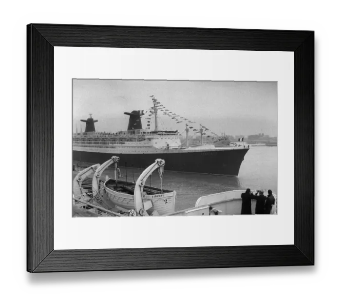 Framed Print : France-Ship Framed Print : France-Ship