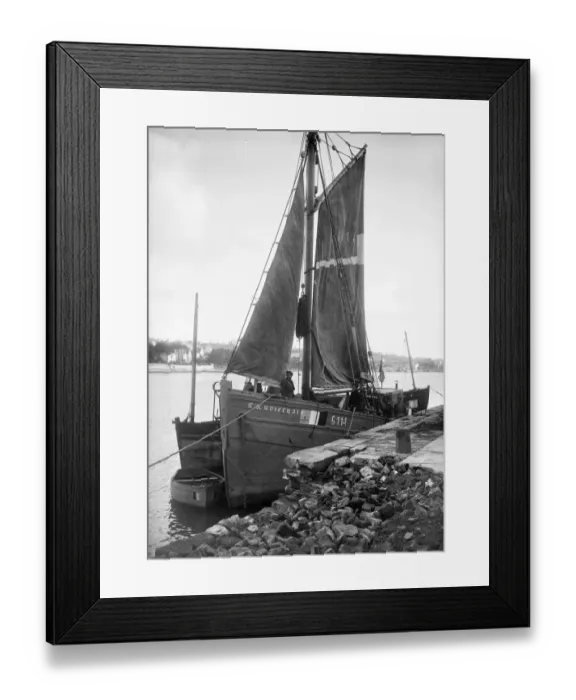 Framed Print : France-Brittany-Audierne Framed Print : France-Brittany-Audierne