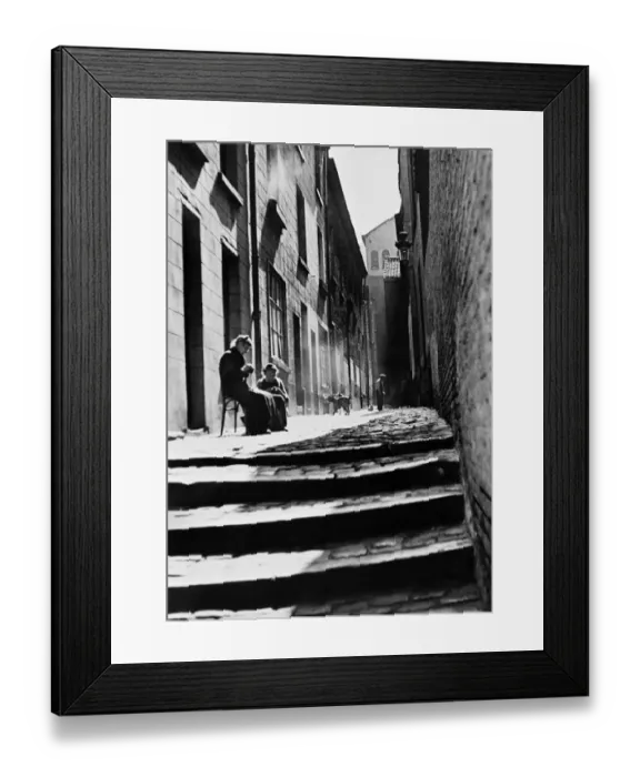 Framed Print : France-Paris-Feature Framed Print : France-Paris-Feature
