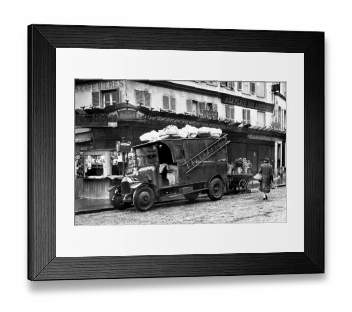 Framed Print : Paris-Feature-Abbesses