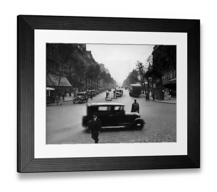 Framed Print : France-Daily Life-Paris Framed Print : France-Daily Life-Paris