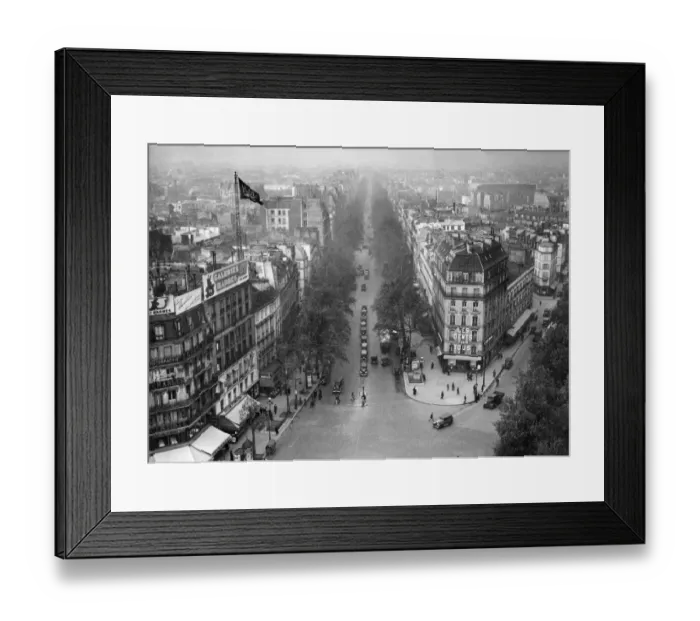 Framed Print : France-Daily Life-Paris