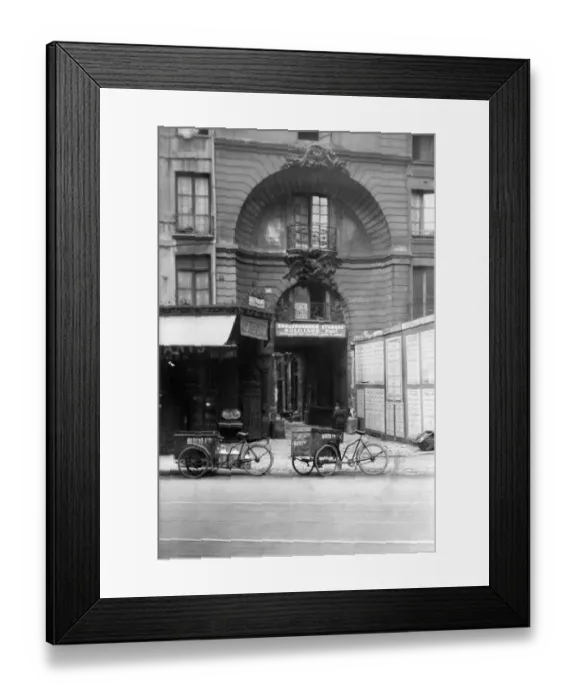 Framed Print : France-Daily Life-Paris Framed Print : France-Daily Life-Paris