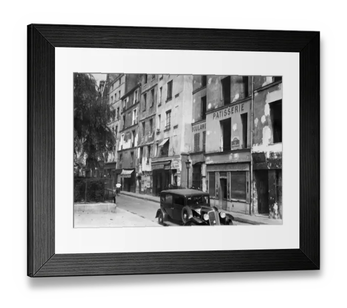 Framed Print : France-Daily Life-Paris Framed Print : France-Daily Life-Paris