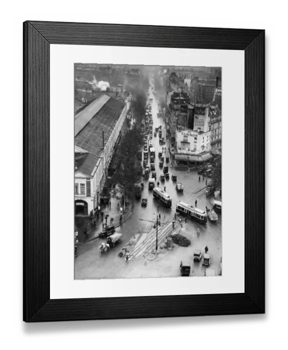 Framed Print : France-Daily Life-Paris