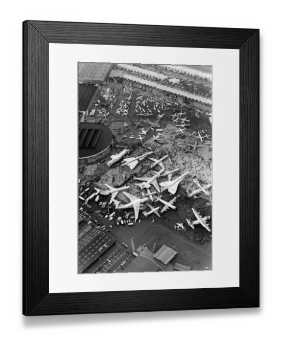 Framed Print : France-Aerospace-Show Framed Print : France-Aerospace-Show