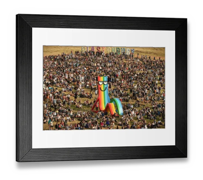 Framed Print : Britain-Entertainment-Music-Glastonbury Framed Print : Britain-Entertainment-Music-Glastonbury