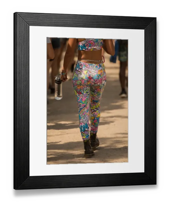 Framed Print : Britain-Entertainment-Music-Glastonbury