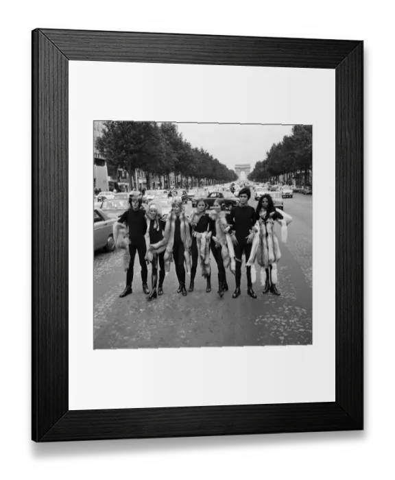 Framed Print : France-Fashion-Esterel Framed Print : France-Fashion-Esterel