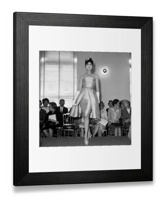 Framed Print : France-Fashion-Lempereur Framed Print : France-Fashion-Lempereur