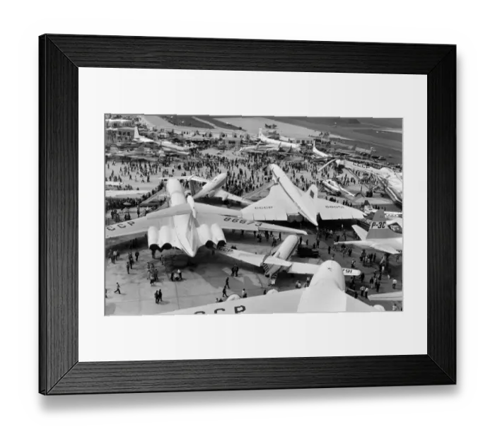 Framed Print : France-Aerospace-Show Framed Print : France-Aerospace-Show