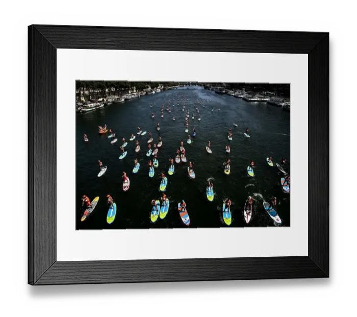 Framed Print : France-Paddle-Paris-Seine-Sea-Rescue