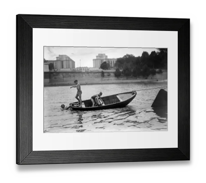 Framed Print : PARIS-SEINE-SUMMER Framed Print : PARIS-SEINE-SUMMER