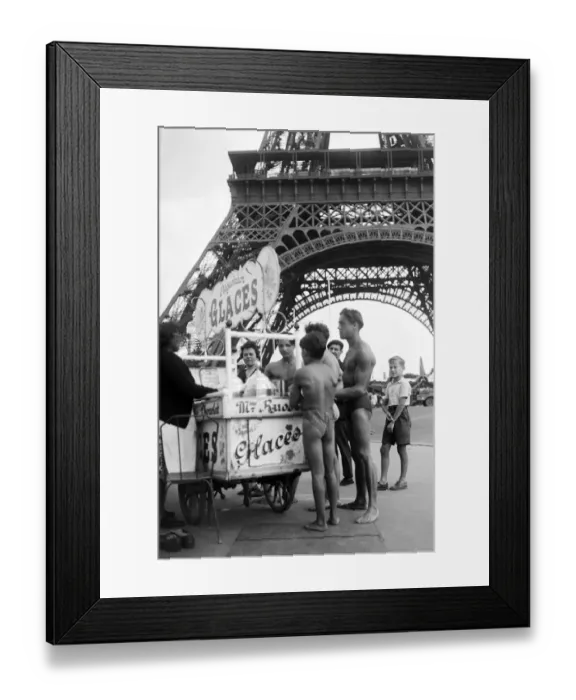 Framed Print : PARIS-SEINE-SUMMER Framed Print : PARIS-SEINE-SUMMER