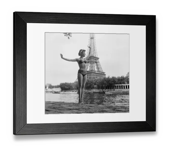 Framed Print : FRANCE-PARIS-EIFFEL TOWER-SWIMMING Framed Print : FRANCE-PARIS-EIFFEL TOWER-SWIMMING