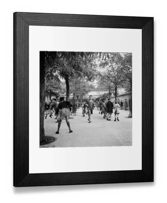 Framed Print : FRANCE-EDUCATION-BACK TO SCHOOL