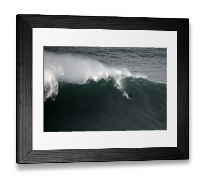 Framed Print : SURFING-POR-BIG-WAVES