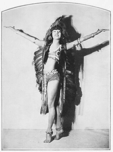 American dancer Pauline Vincent, 1928