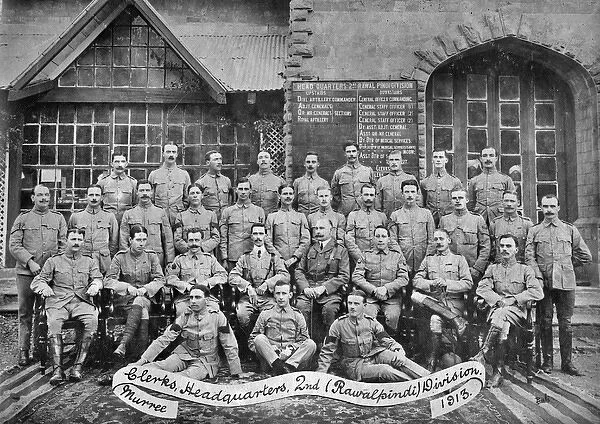 Group photo, 2nd Rawalpindi Division, India