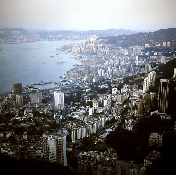 Hong Kong Dusk 1975